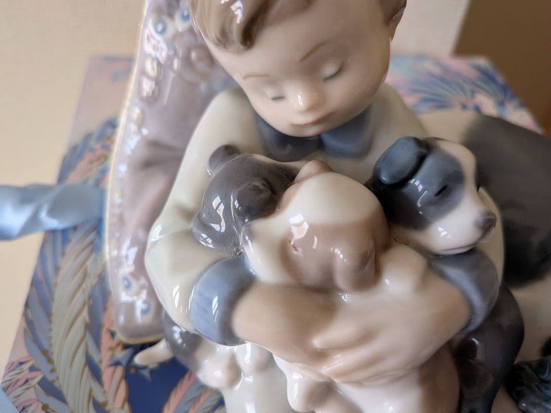 ◯LLADRO リヤドロ みんなおねんね 犬 子犬 廃盤 フィギュリン