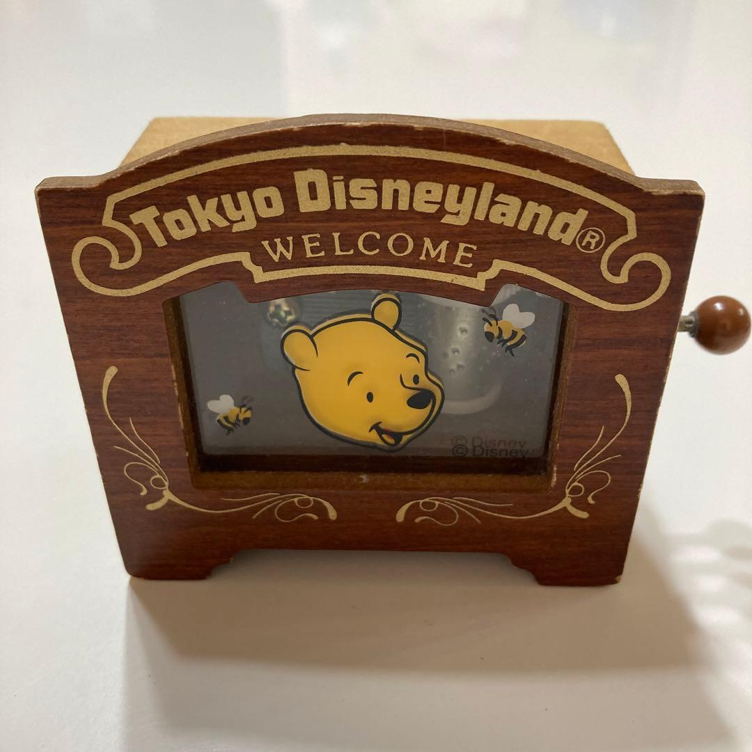 東京ディズニーランド》くまのプーさん手回し木製オルゴール - メルカリ