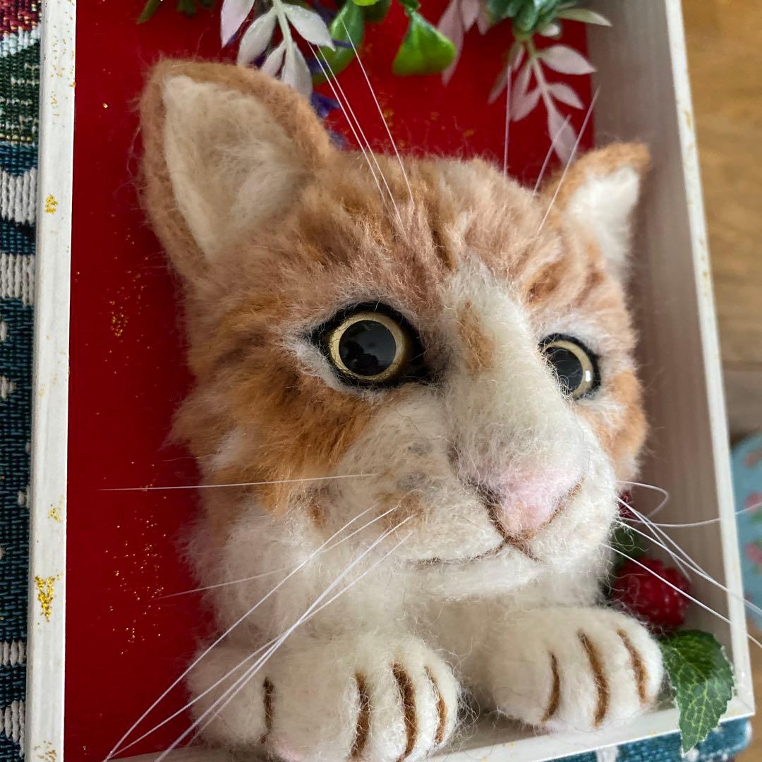 羊毛フェルト 猫の顔の立体作品 - メルカリ