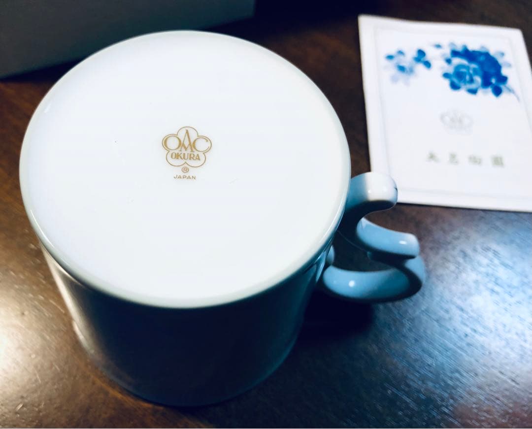 色蒔白磁レリーフプラチナ浅浮彫馬の像特注