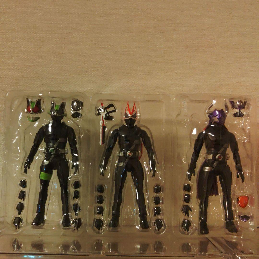 フィギュアーツ　ギーツ S.H.Figuarts 仮面ライダーギーツ マグナムブーストフォーム | 魂ウェブ