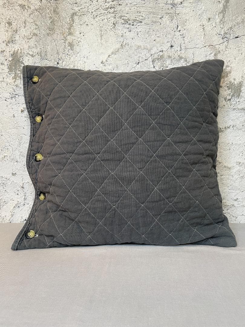 ⚫︎RHC x Utility Canvas /キルティングクッション⚫︎グレー Utility Canvas for Ron Herman Quilted Cushion New Release News