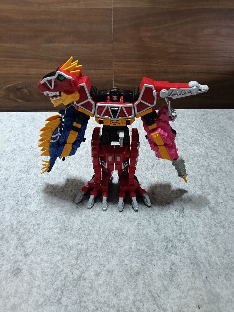 恐竜型ロボットフィギュア 3体セット 61dNVrZWudL._AC_UF894,