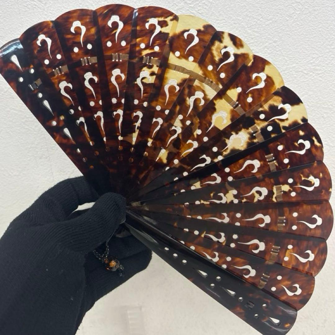 本べっ甲 鼈甲 扇子 センス 透かし彫り 美品 - メルカリ