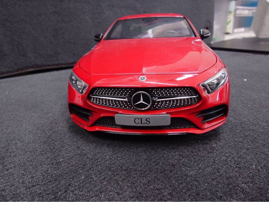 メルセデス・ベンツ CLS 赤 メルセデスCLSにスペシャル内装の特別仕様車 【ニュース】 - webCG