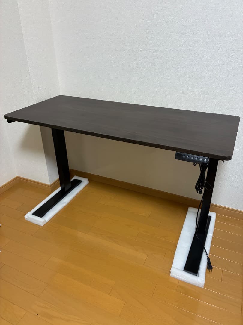 名無し【美品・6月中旬まで期間限定・格安】電動昇降デスク 120×51cm 山善（YAMAZEN） 電動 昇降デスク メモリー機能付き 2モーター 幅120