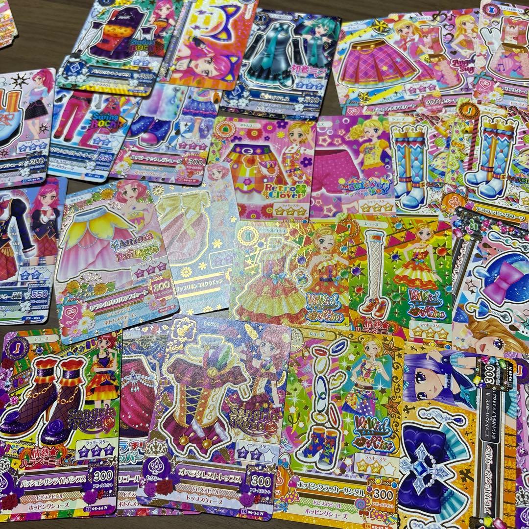 アイカツ まとめ売り！！キラキラカード！PR、Rあり - メルカリ