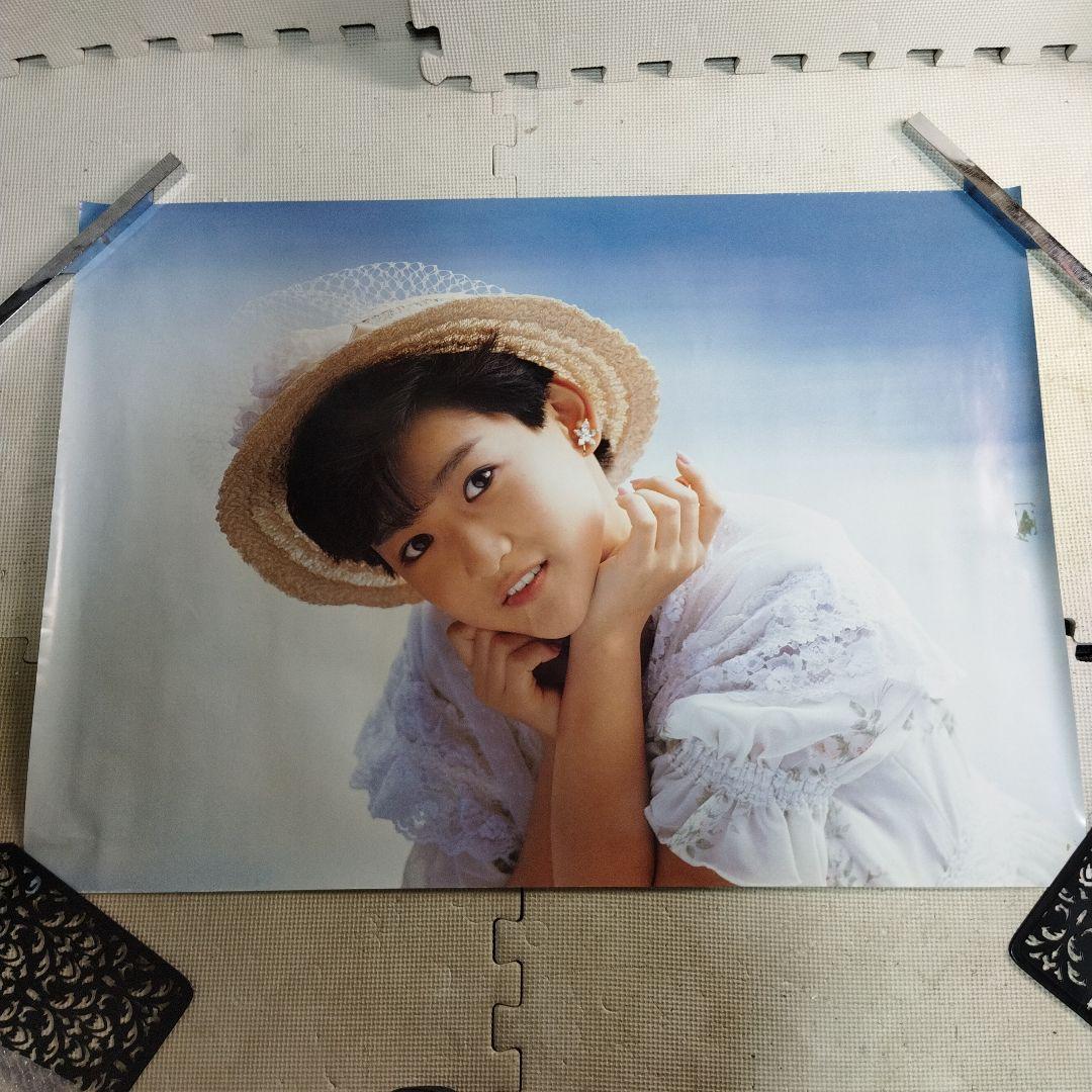 岡田有希子 ポスター - メルカリ