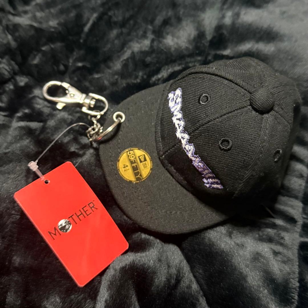 NEW ERA® ポーチキーホルダー SMAAAASH!! - メルカリ