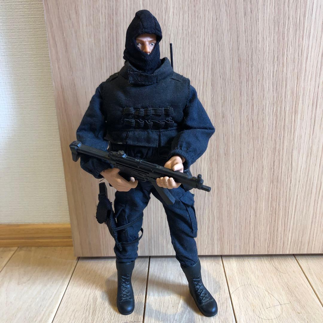 スペシャルコマンド&オペレーションタクティカルチーム RIFLEMAN