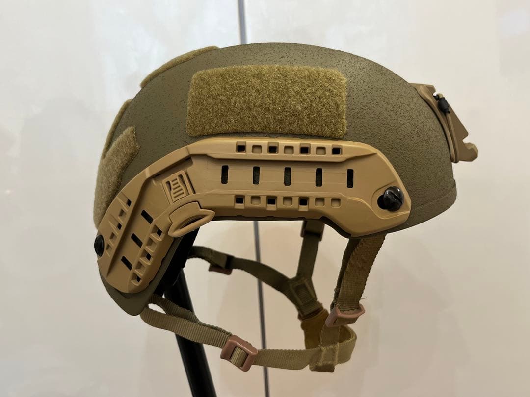 ECH ハイカット ヘルメット カーボンファイバー USMC 海兵隊 サバゲー