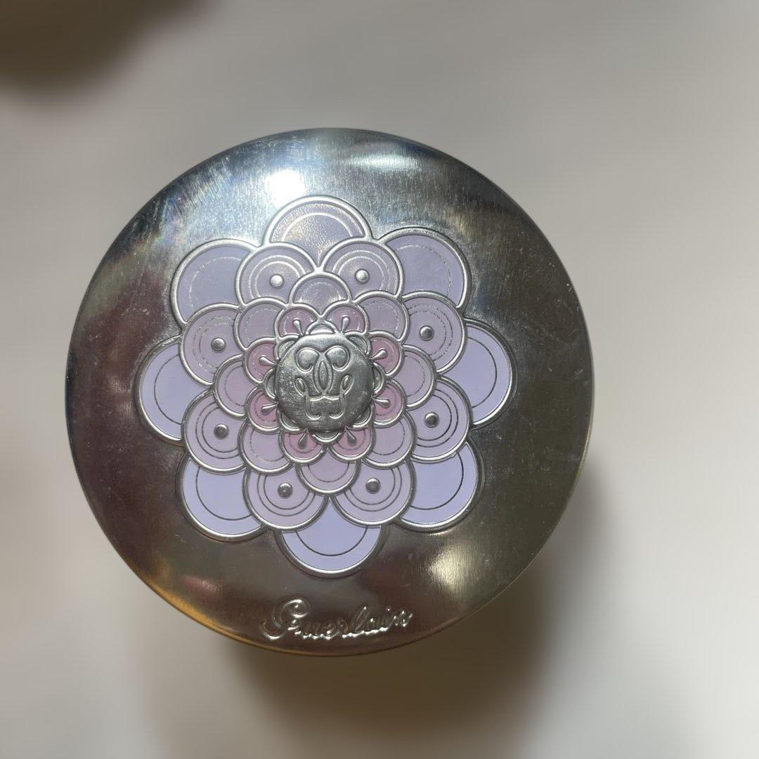 Guerlain Météorites フェイスパウダー 25g、ブラシセット - メルカリ
