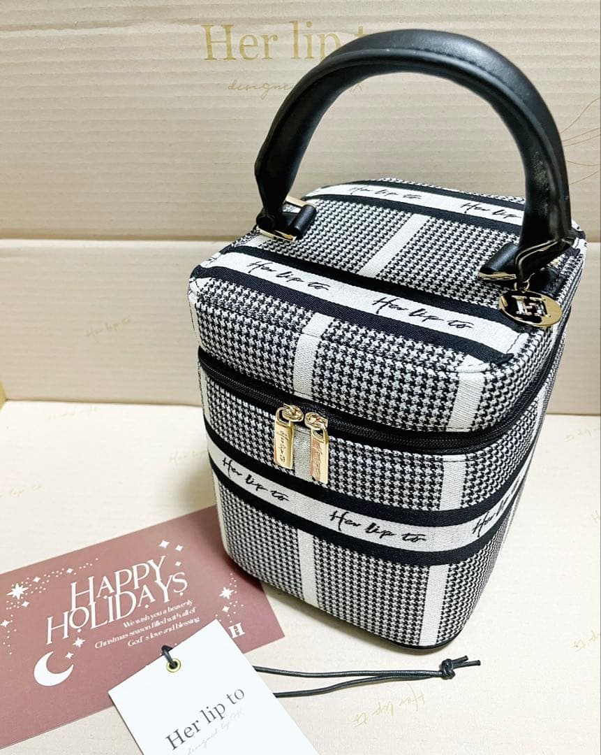 【M】Her lip to チェック柄バッグ herlipto ◼︎HLT Houndstooth Tote Bag ¥5,900(tax in) color: black