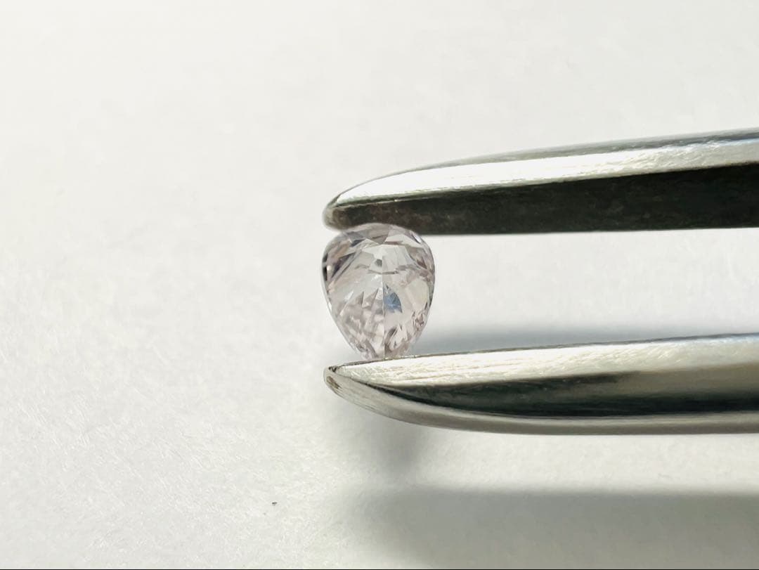 0.097ct 天然ピンクダイヤモンド LIGHT PURPLISH PINK