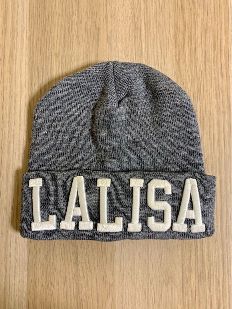 LALISA BEANIE 公式グッズ BLACKPINK リサ ニット帽 - メルカリ