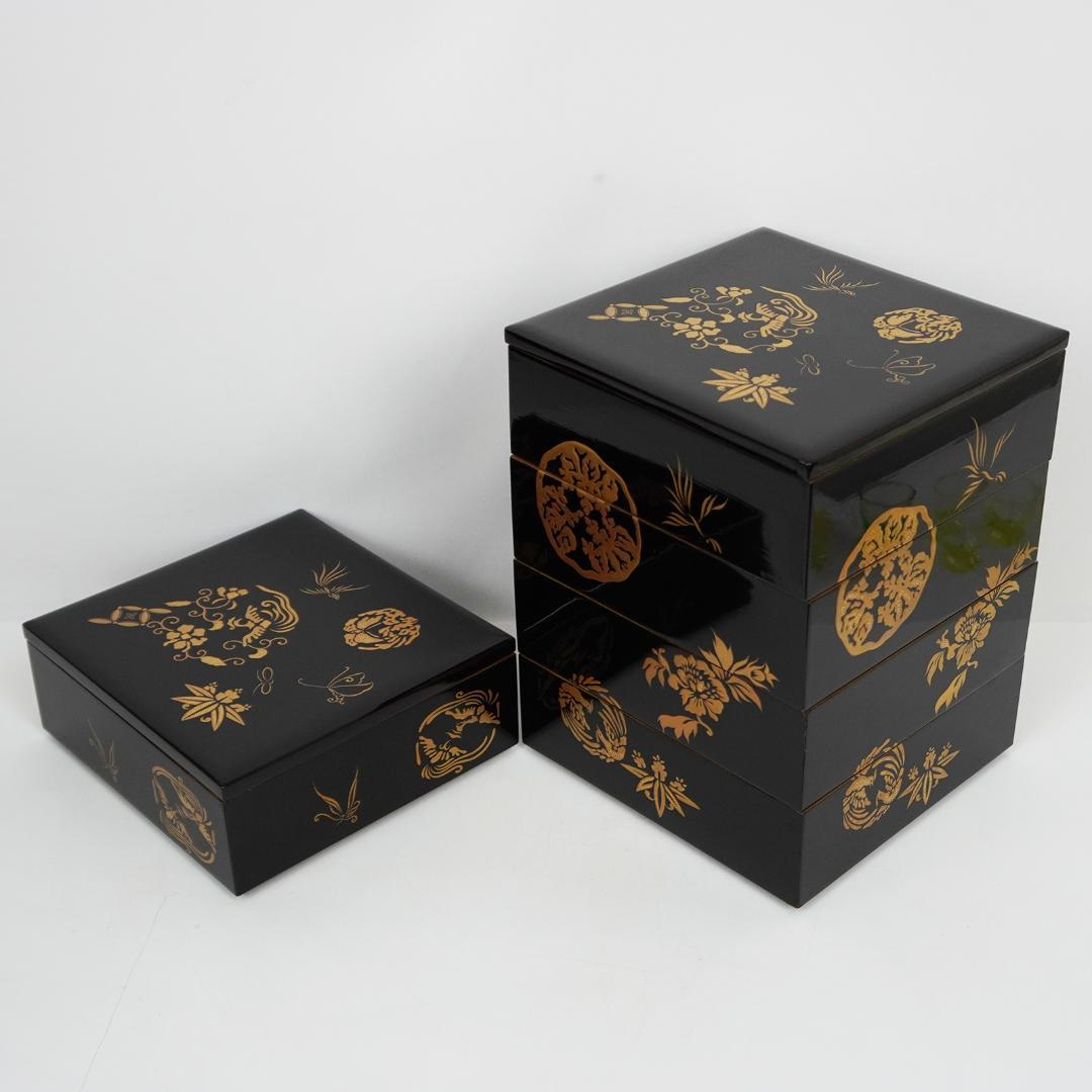 漆 蒔絵 重箱 五段 蓋2枚付き 松竹梅 縁起物 収納箱 付属 黒 - メルカリ