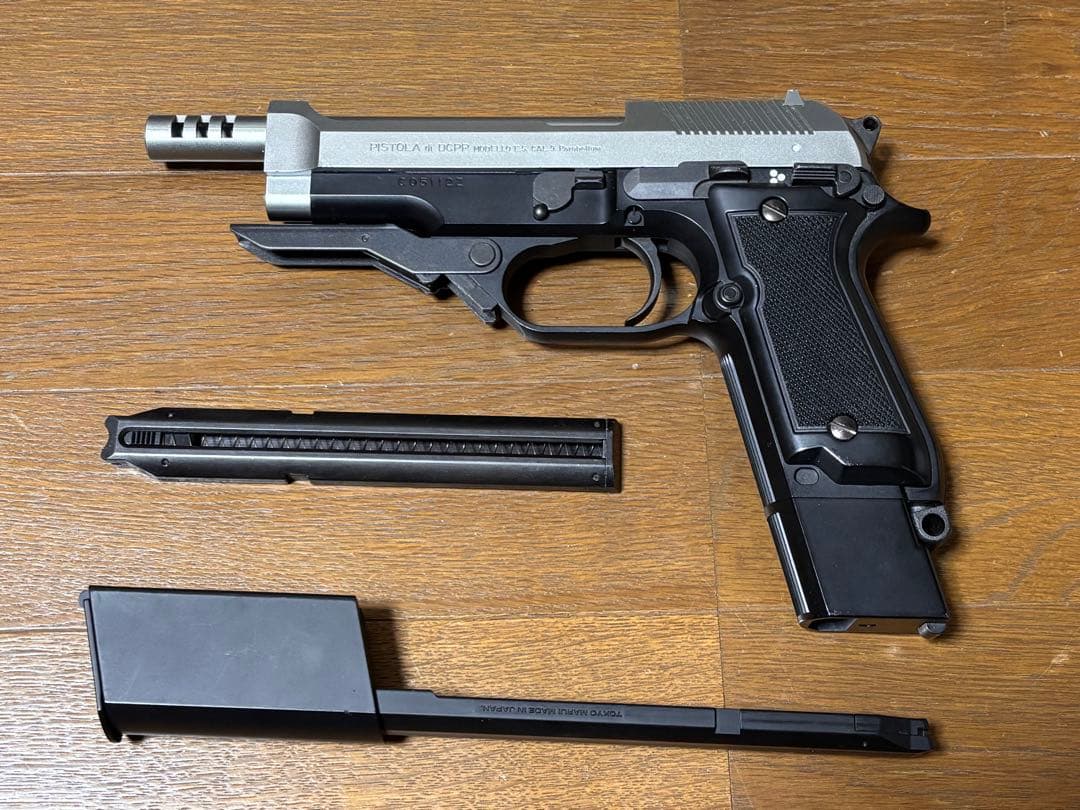 東京マルイ製電動ハンドガン M93Rシルバースライド - メルカリ