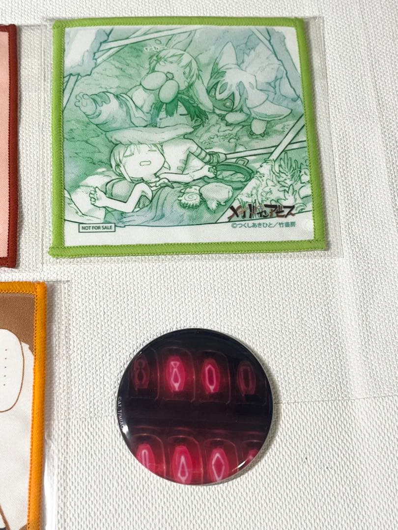 メイドインアビス 竹書房 特典ミニクロス 2種 缶バッジ1点 - メルカリ