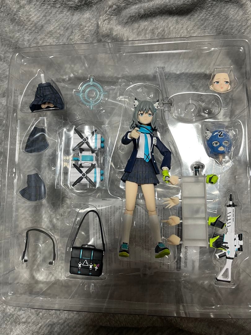 figma ブルーアーカイブ 砂狼シロコ おまけくら寿司 夜見れな - メルカリ