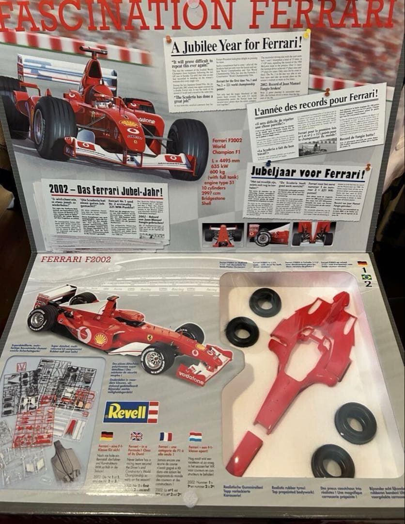 Revell 1/12フェラーリ Ferrari F2002 タバコデカール付き - メルカリ