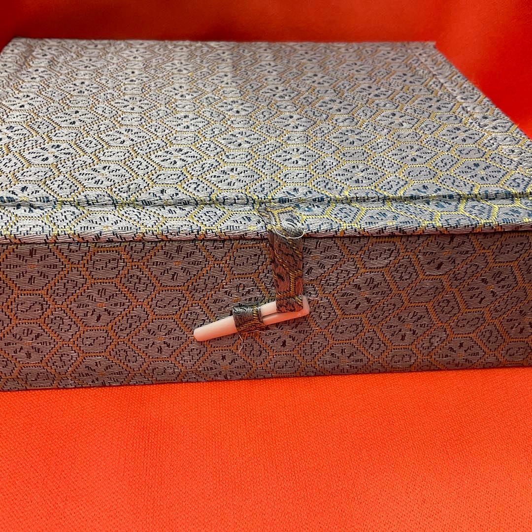 端渓硯 梅花飾り 木箱 専用箱入り