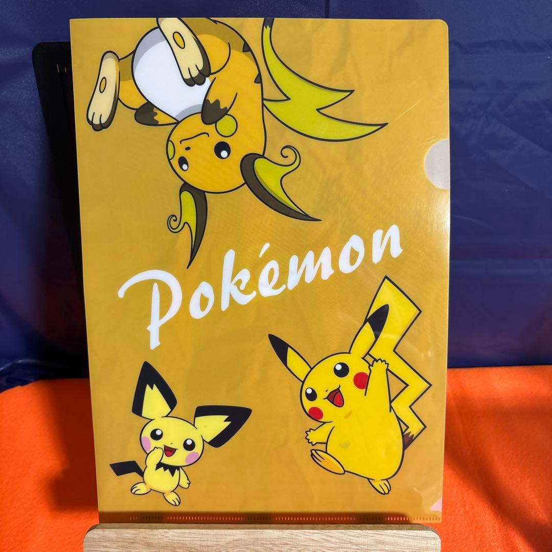 ポケモン A4クリアファイル ピカチュウ - メルカリ