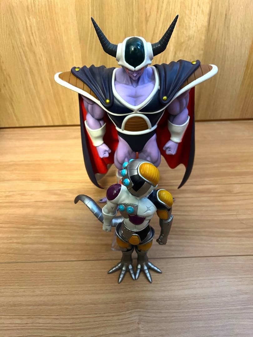 一番くじ ドラゴンボール E賞 メカフリーザ F賞 コルド大王 フィギュア