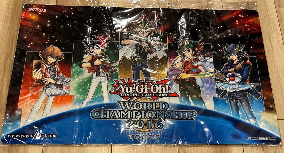 遊戯王 wcs2016 主人公 プレイマット 美品 B98225059 買う