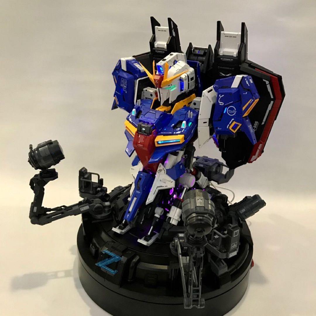 1/35スケールZガンダムの胸像フィギュア 新品未組立 発光ユニット付き