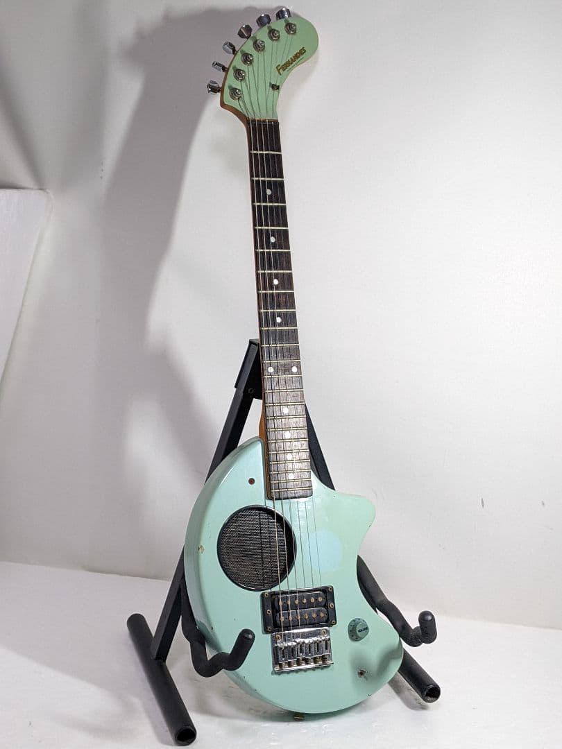 FERNANDES ZO-3 アンプ内蔵型 ギター フェルナンデス ぞうさん 楽天市場】FERNANDES ZO-3 BLACK フェルナンデス アンプ内蔵ギター