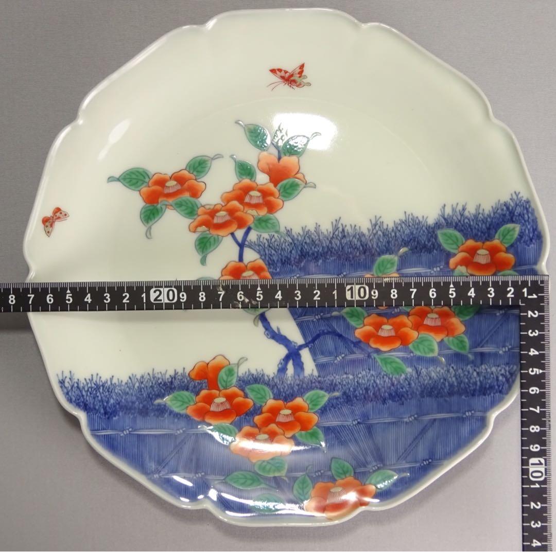 名工 十二代 今泉今右衛門 色鍋島 柴垣椿絵 額皿 飾皿 輪花形 大皿 九