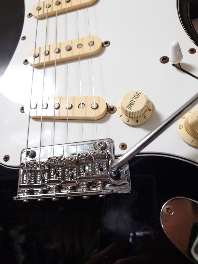 GW特価]Fender Japan フジゲン期 Stratocasterの通販はau PAY