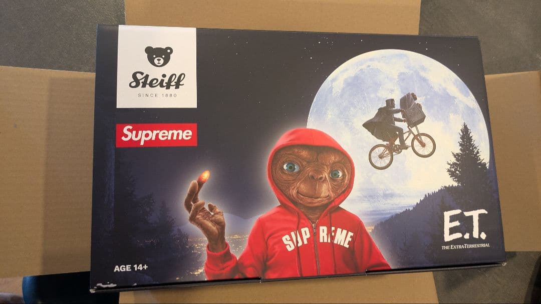 Supreme Steiff ET ぬいぐるみ ノベルティ付 - メルカリ