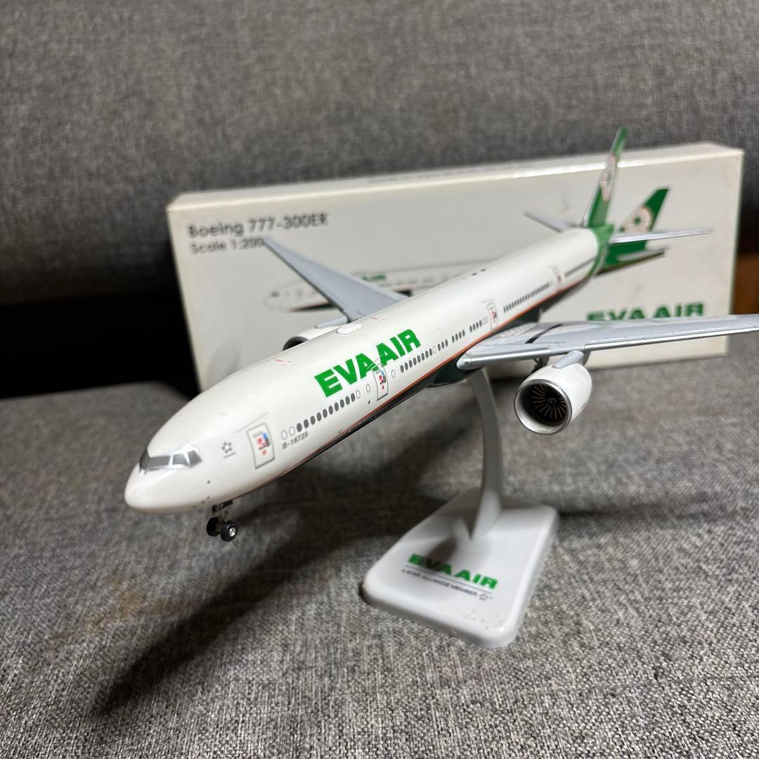 エバー航空Boeing 777-300ER 模型 1/200スケール - メルカリ