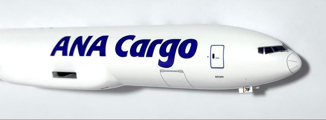 全日空商事 1/200 B777F ANA Cargo JA 77IF - メルカリ