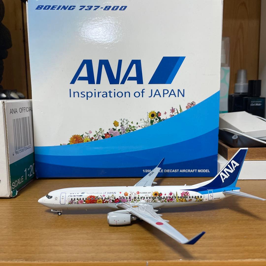 希少ANA Boeing 737-800 フラワージェット1/200 - メルカリ