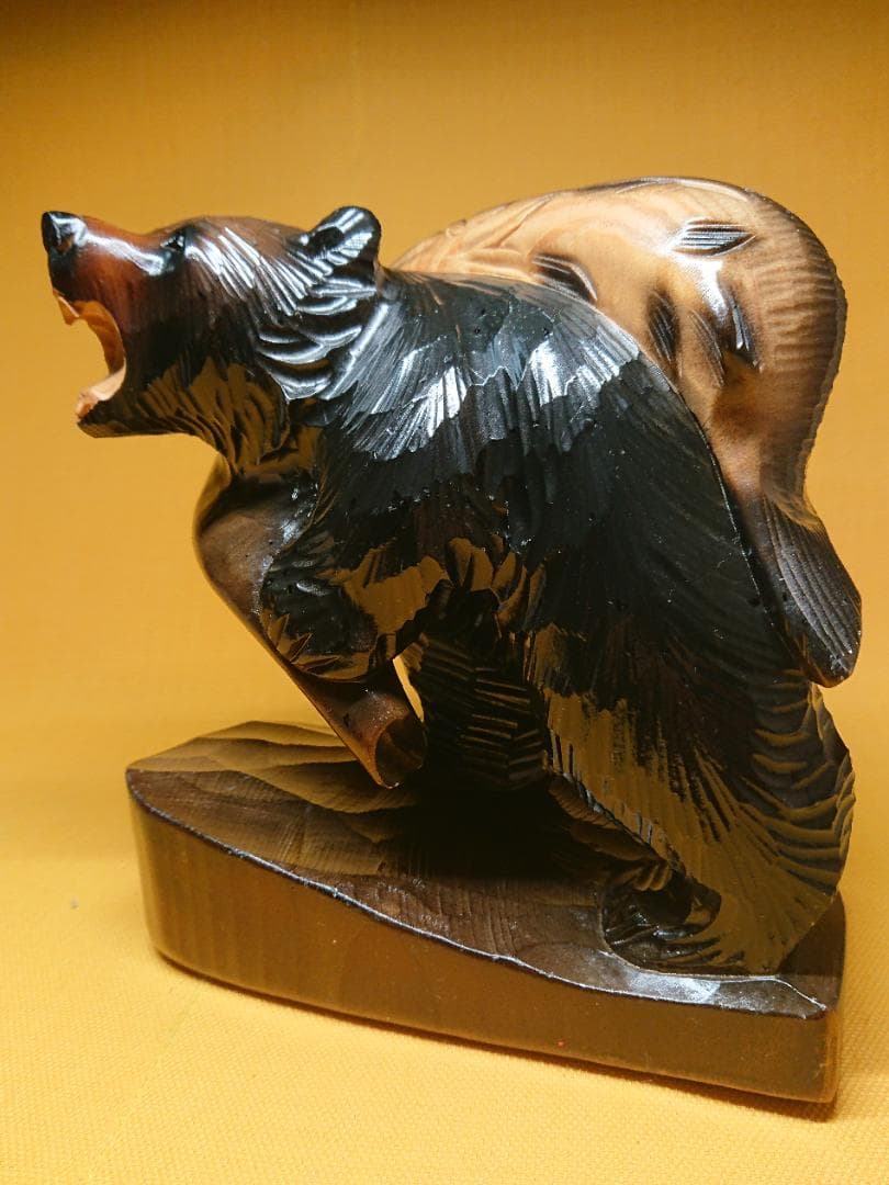 ビンテージ 木彫 熊 鮭背負い 置物 インテリア 工芸品 美術品 A1269