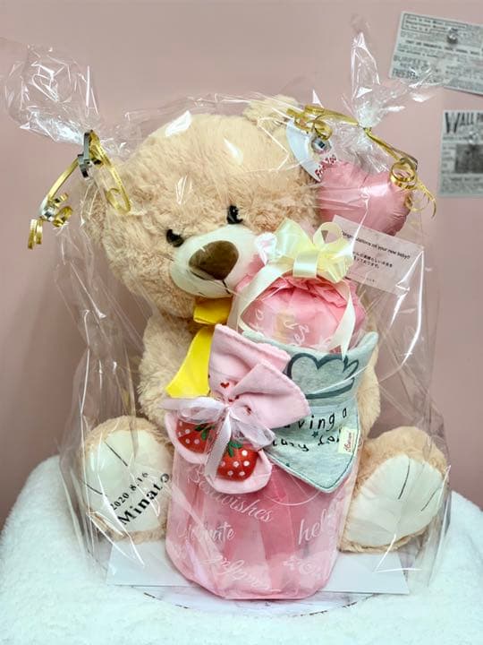 くまちゃんおむつケーキ　女の子　バルーン　出産祝い　オムツケーキ　ハンドメイド 楽天市場】出産祝い おむつケーキ ディズニー プリンセス 女の子