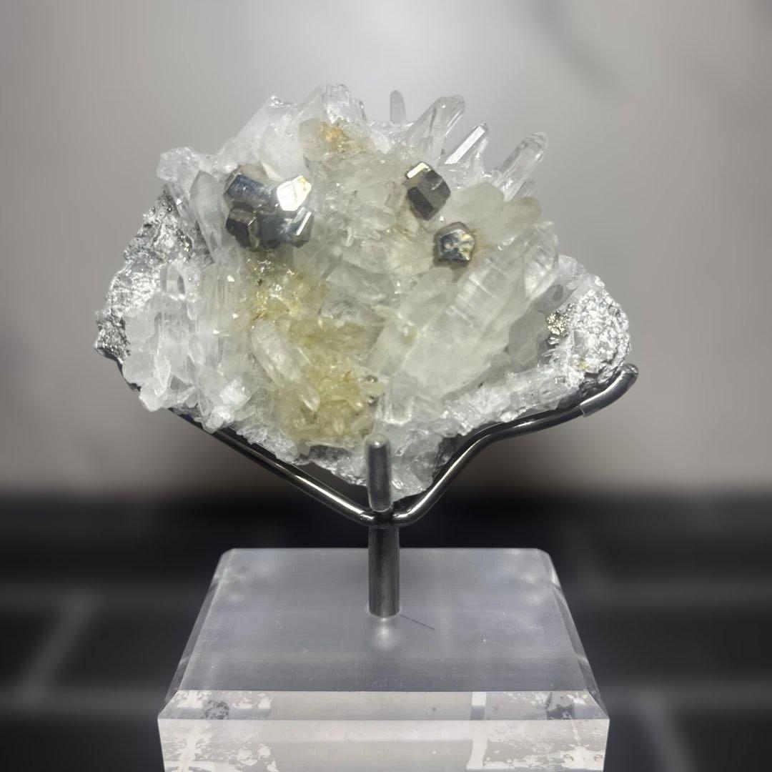 希少 ペルー産 パイライト共生 水晶クラスター 約568g 1点物】ペルー産◇水晶共生 パイライト 46x27x20mm クラスター 原石