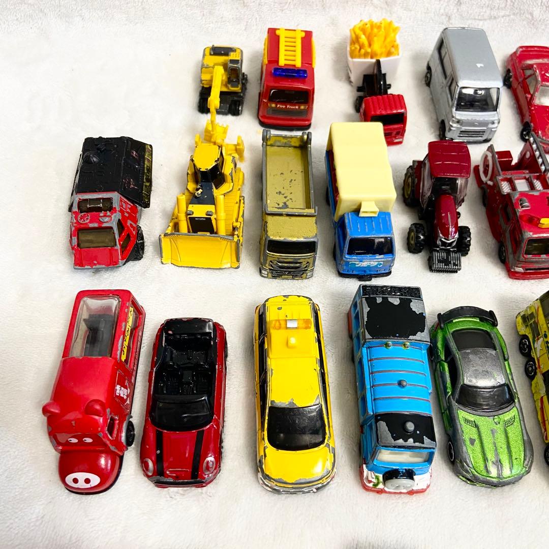 トミカ TOMICA 39台+おまけ3台 まとめ売り セット ミニカー - メルカリ
