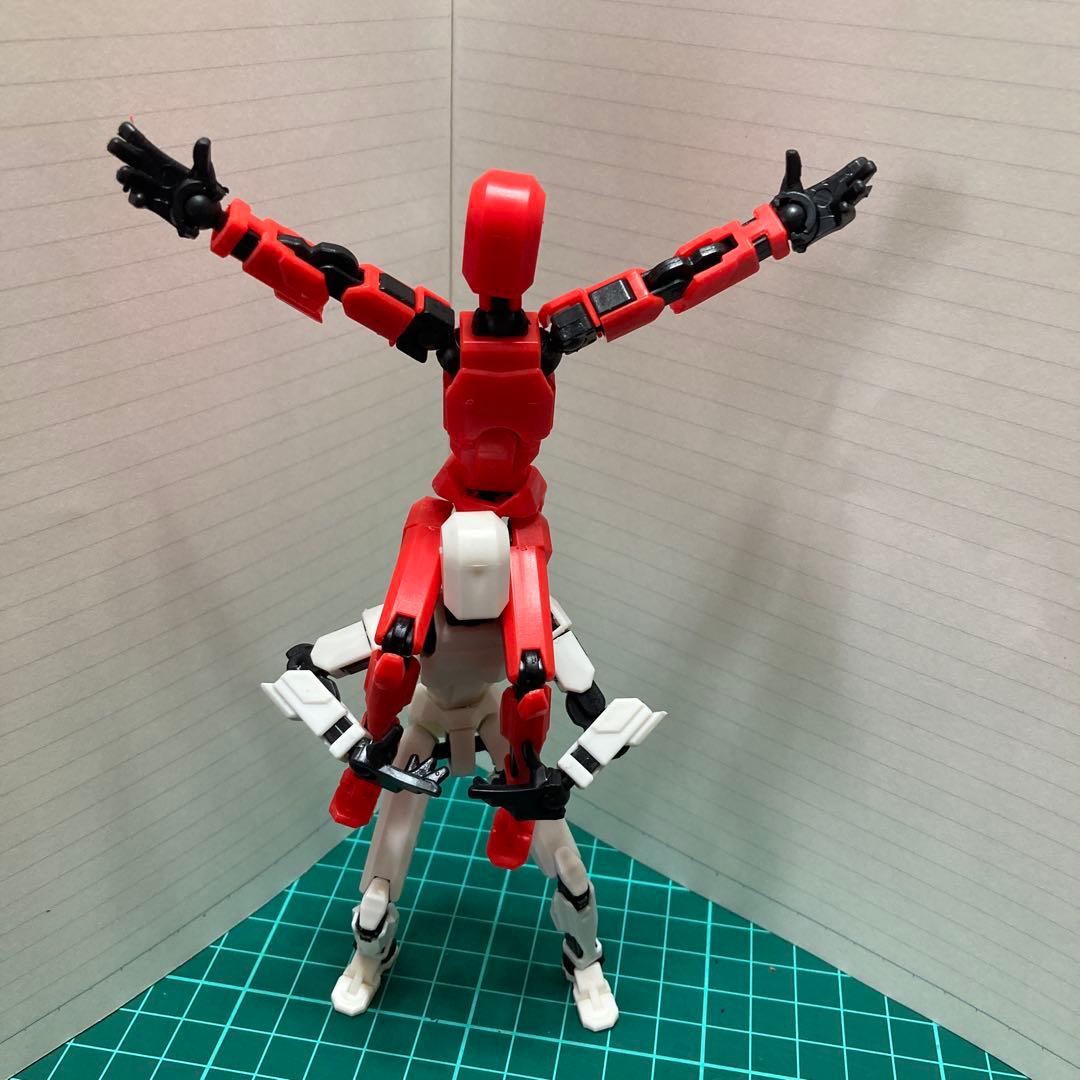 セリア 戦闘フィギュア5色組み立て済み - メルカリ
