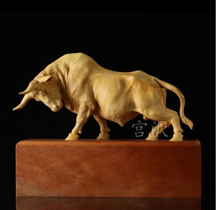 宫沢】動物の牛 彫刻工芸品 天然木 置物り 細密彫刻 - メルカリ