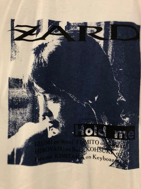 美品 ZARD Hold me Tシャツ サイズL 坂井泉水 ザード 希少 - メルカリ