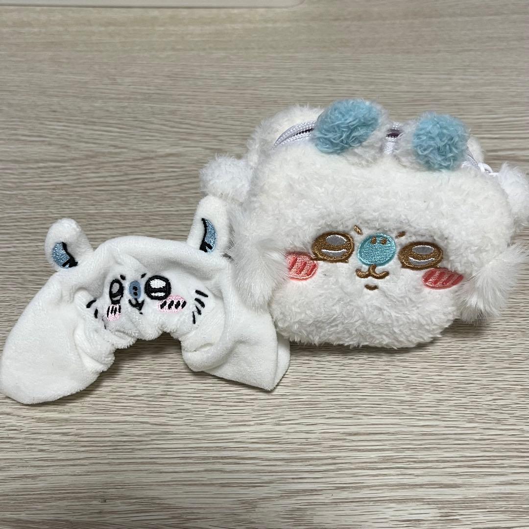 ちいかわ モモンガ シュシュ ふわふわポーチ - メルカリ