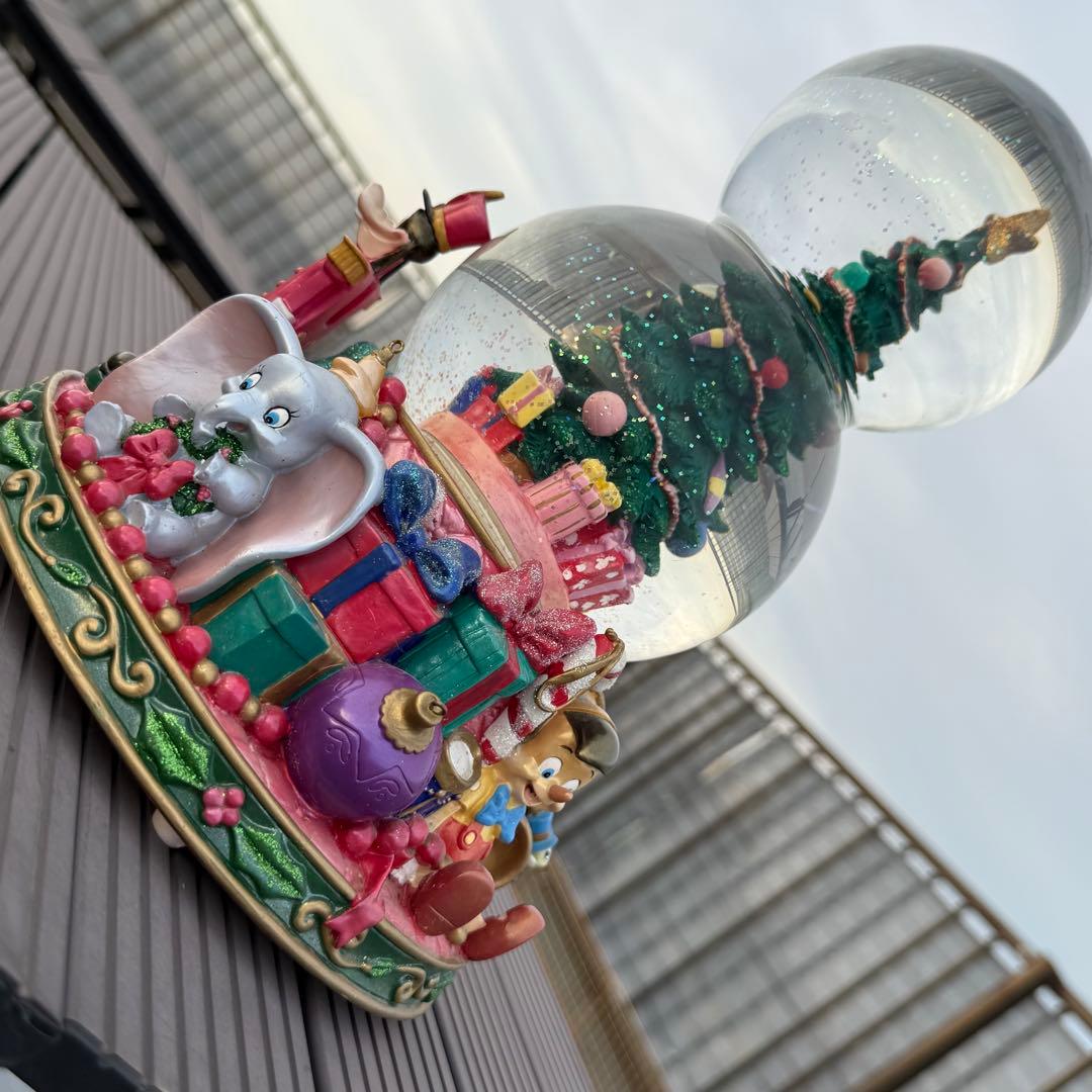 ディズニーミッキーピノキオ白雪姫ダンボアリス スノー グローブ