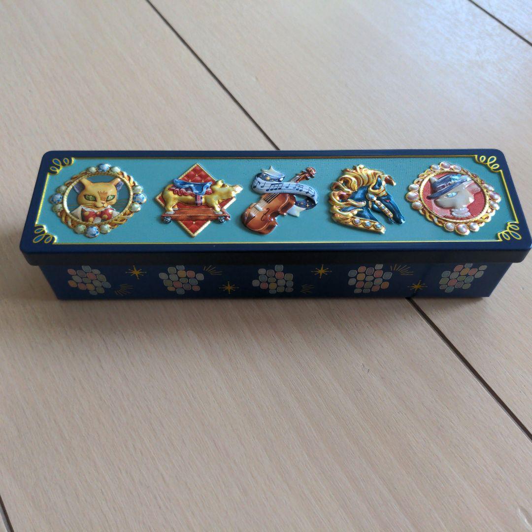 ジブリパーク、耳をすませばビジュー缶（琥珀糖） - メルカリ