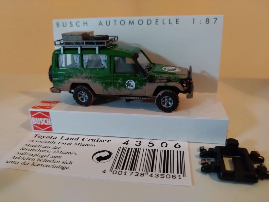ケ*ン様 【希少】BUSCH トヨタランドクルーザー サファリ仕様 1:87 ミ