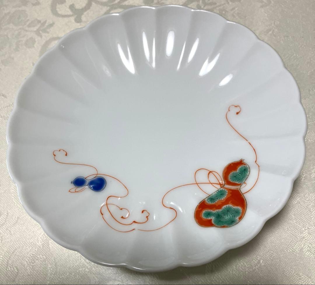 深川製磁 花ひょうたん 菊割小皿2枚 - メルカリ