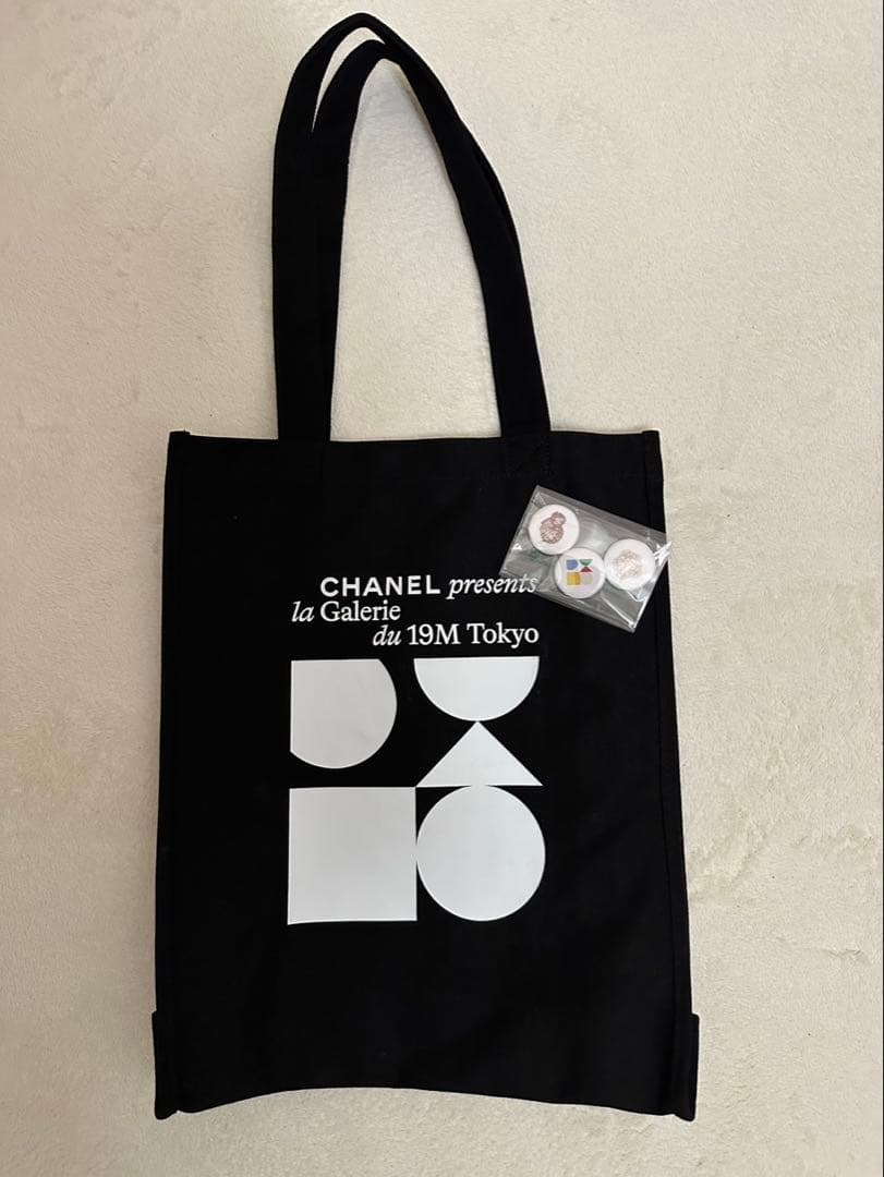 CHANEL la Galerie du 19M トートバッグ&バッジセット