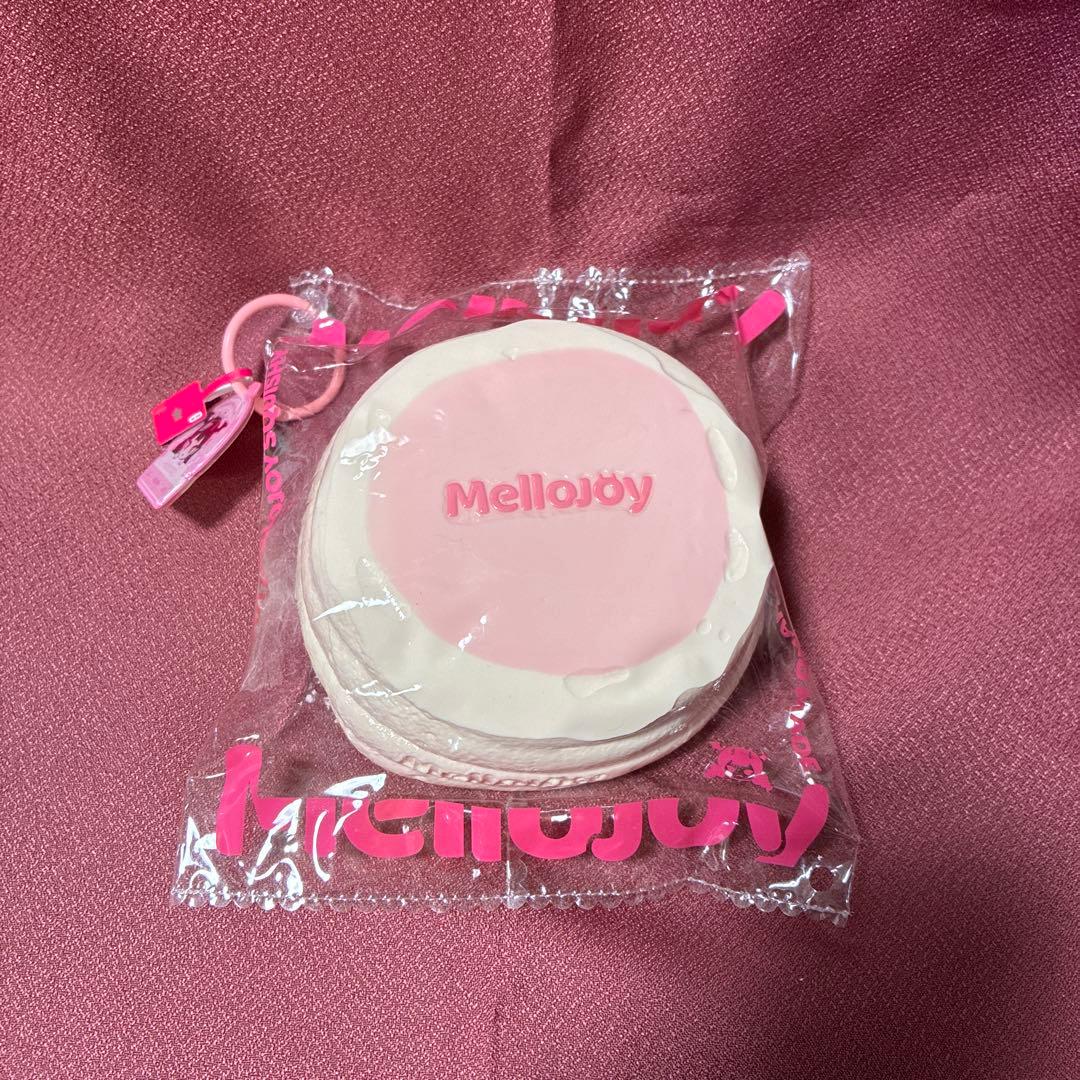 Mellojoy スクイーズ いちごスフレ - メルカリ